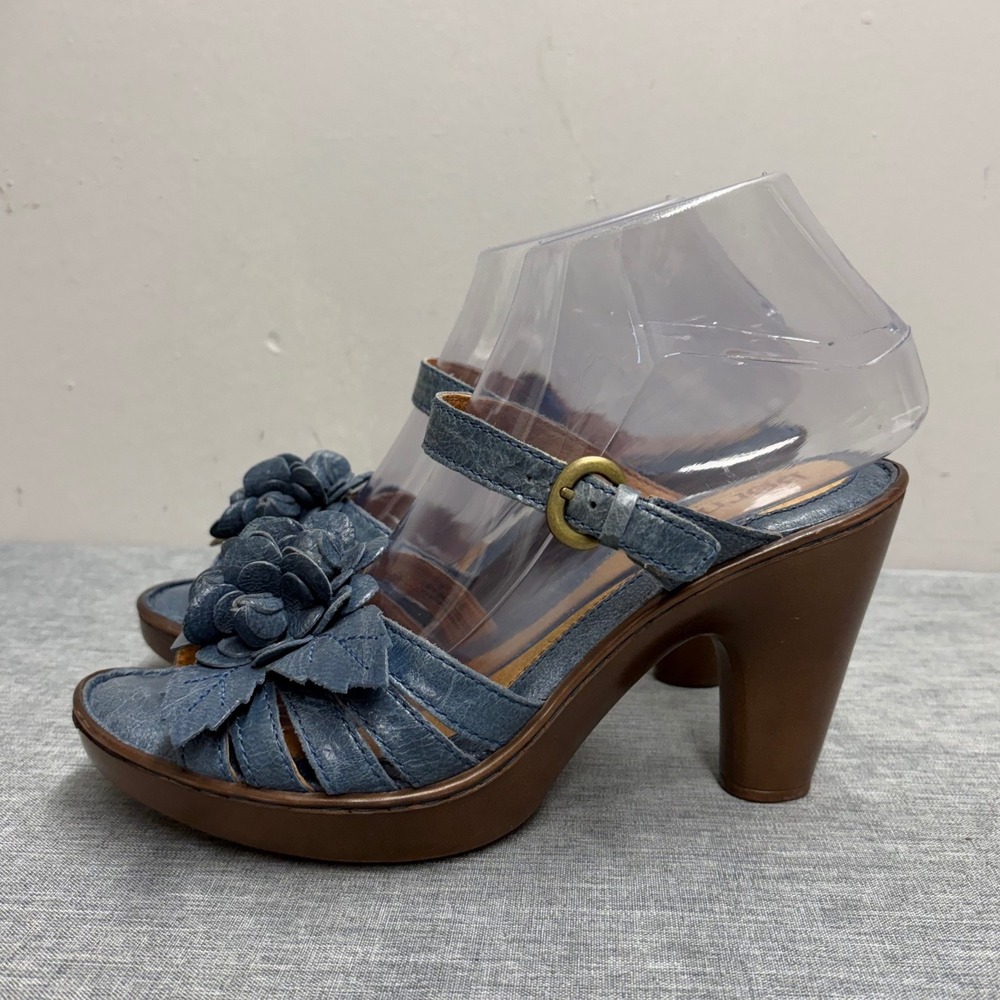 Born Sandals Women 8 Blue W42172 Leather Floral Applique Platform Block Heel